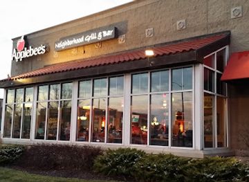 kansas/manhattan/restaurant/applebee-s-grill-bar