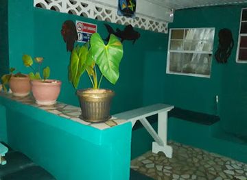 saint-lucia/laborie/restaurant/meme-s-diner