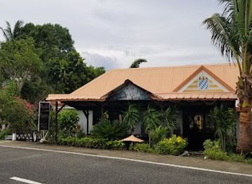 philippines/ilocos-norte/pagudpud/restaurant/bergblick-restaurant