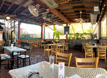 texas/austin/south-congress/restaurant/magnolia-cafe