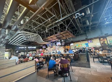 california/bakersfield/restaurant/yard-house