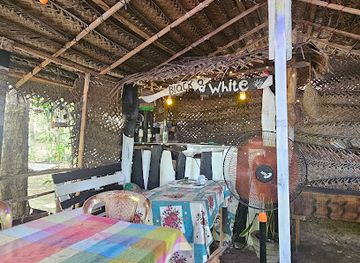 sri-lanka/hill-country/restaurant/black-white-restaurant