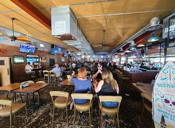 california/santa-clarita/restaurant/schooners-patio-grille-ii
