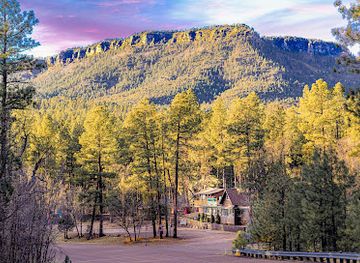 arizona/mogollon-rim/restaurant/creekside-tavern