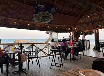 mexico/veracruz/malecon/restaurant/el-tilingo-lingo