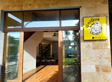 lebanon/batroun/restaurant/unique-pizza