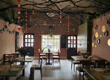 isle-of-man/douglas-head/restaurant/bonjour-creperie