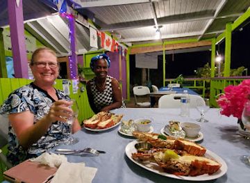 british-virgin-islands/west-end/restaurant/harris-place