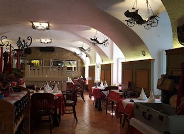 croatia/zagreb/restaurant/stari-fijaker