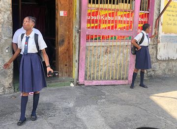 dominica/mahaut/restaurant/manger-dominique