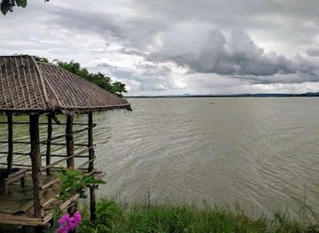 bangladesh/rangamati/restaurant/berannye-lake-shore-cafe