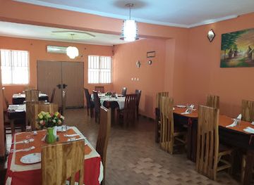 nigeria/kurra-falls/restaurant/hotel-sumiram-and-indian-restaurant-with-tandoor-chinese-and-nigerian-cuisine