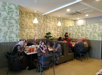 brunei/kuala-belait/restaurant/kafe-melor