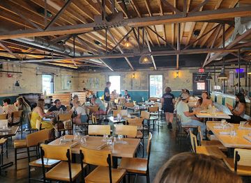 tennessee/sequatchie-valley/restaurant/state-of-confusion