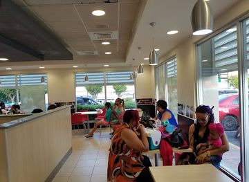 jamaica/savanna-la-mar/restaurant/kfc-savanna-la-mar