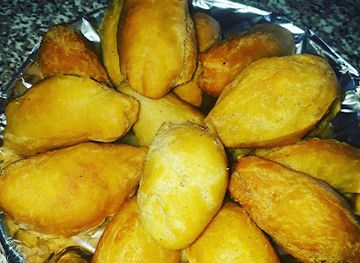 jamaica/savanna-la-mar/restaurant/levy-s-restaurant-and-pastries