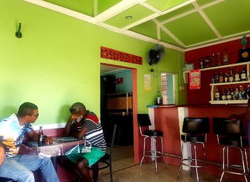 saint-lucia/choiseul/restaurant/50-50-bar