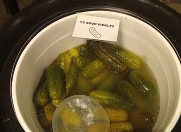 new-york/new-york-metropolitan-area/restaurant/the-pickle-guys