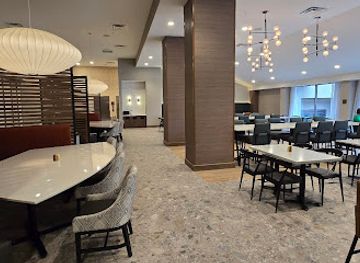 tennessee/gatlinburg/restaurant/e-terie