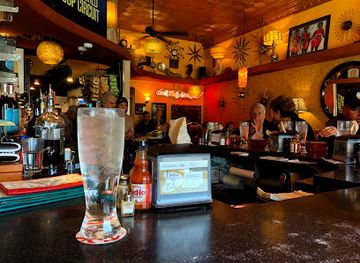 kansas/manhattan/restaurant/rock-a-belly-bar-deli