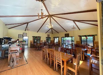 philippines/baguio/wright-park/restaurant/pine-country-steaks-and-waffles