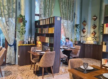 azerbaijan/baku/flame-towers/restaurant/la-kuku