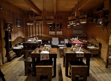 poland/bieszczady-mountains/restaurant/pawel-nie-calkiem-swiety