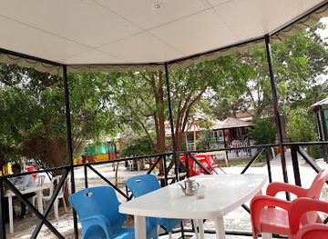 somalia/togdheer/restaurant/fish-and-steak-house