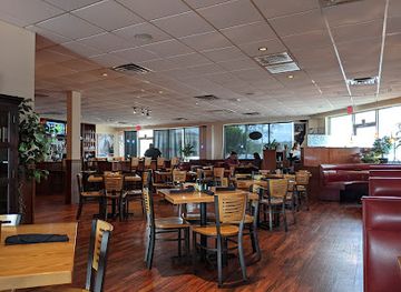 virginia/chesapeake/restaurant/lockside-bar-and-grill