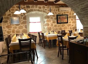 montenegro/kotor/restaurant/bastion-1