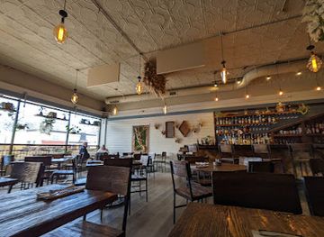 iowa/historic-hills-scenic-byway/restaurant/harbinger