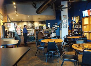 illinois/elgin/restaurant/blue-box-cafe