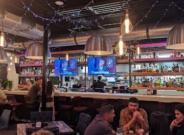 florida/fort-lauderdale/restaurant/here-and-now-modern-tapas-craft-cocktails