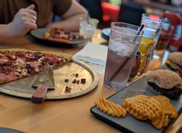 iowa/iowa-city/restaurant/scout-s-honor