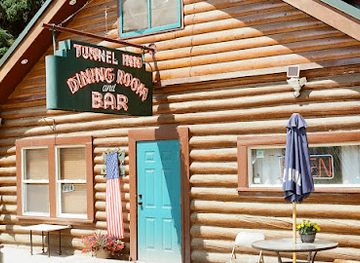Everett’s Tunnel Inn