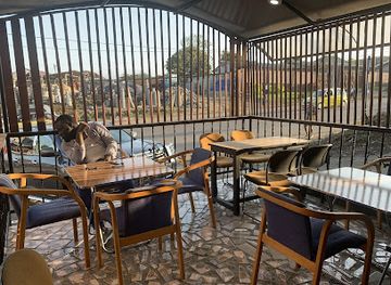 cameroon/savannah-region/restaurant/ellis-savor