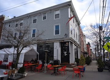 new-jersey/jersey-city/restaurant/white-star-bar