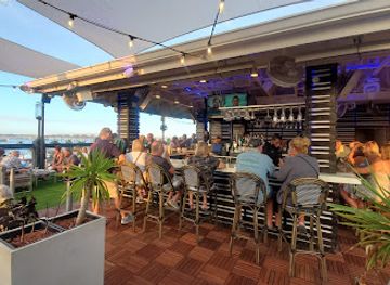 florida/fort-myers/restaurant/the-firestone-skybar-martini-bar