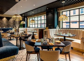 michigan/detroit/greektown/restaurant/symposia-detroit