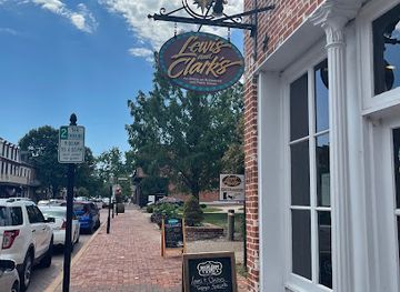 missouri/st-charles/restaurant/lewis-clark-s-restaurant