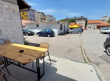 bosnia-and-herzegovina/livno-canton/restaurant/pecenjara-vizuko