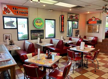 west-virginia/clarksburg/restaurant/dave-s-famous-t-l-hot-dogs