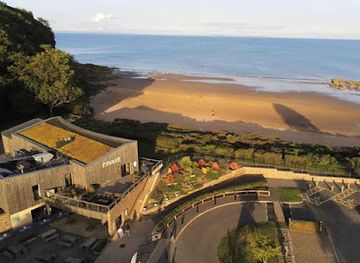 united-kingdom/pembrokeshire-coast-national-park/restaurant/lan-y-mor-restaurant-saundersfoot