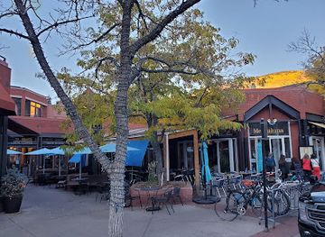 colorado/aspen/restaurant/mezzaluna