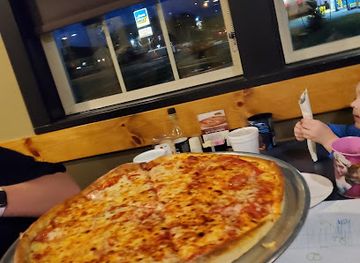 delaware/trap-pond-state-park/restaurant/pizza-king