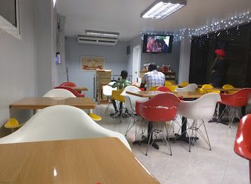 haiti/petionville/restaurant/le-poulet-d-or