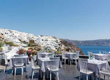 greece/santorini/restaurant/lycabettus-restaurant