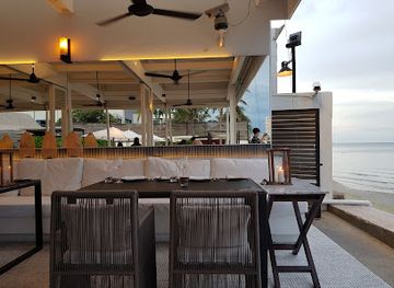 thailand/hua-hin/restaurant/oceanside-beach-club-restaurant