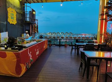 bangladesh/sundarbans/restaurant/sky-pool-restaurant