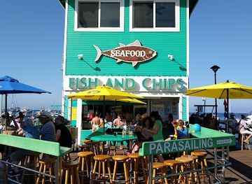 california/santa-catalina-island/restaurant/earl-and-rosie-s-seafood-place